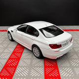 [TOY] 1:36 BMW 2012 F10 M5 White Model Car Die-Cast