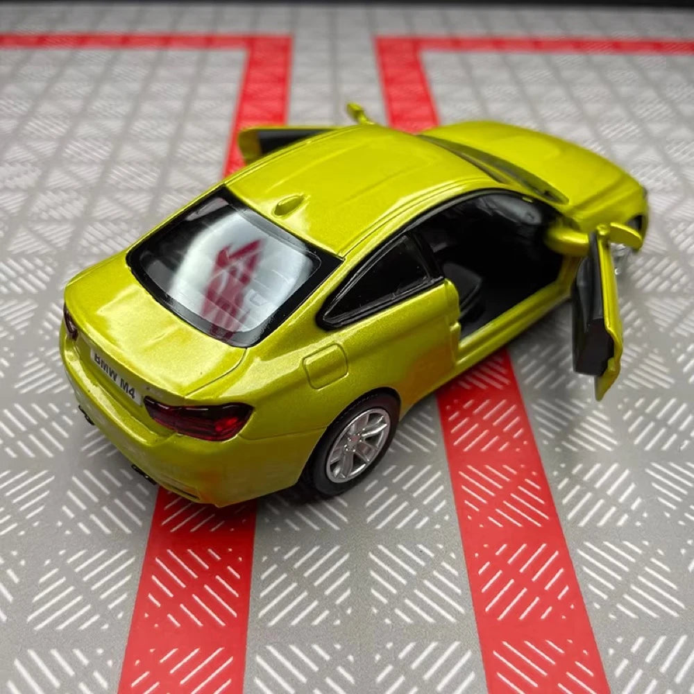 [TOY] 1:36 BMW 2014 F82 M4 Green Model Car Die-Cast