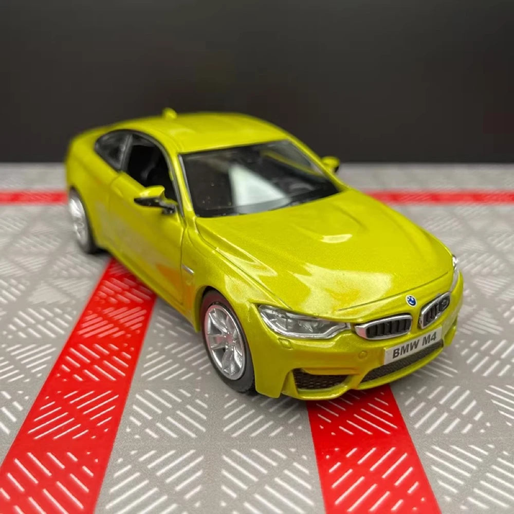 [TOY] 1:36 BMW 2014 F82 M4 Green Model Car Die-Cast