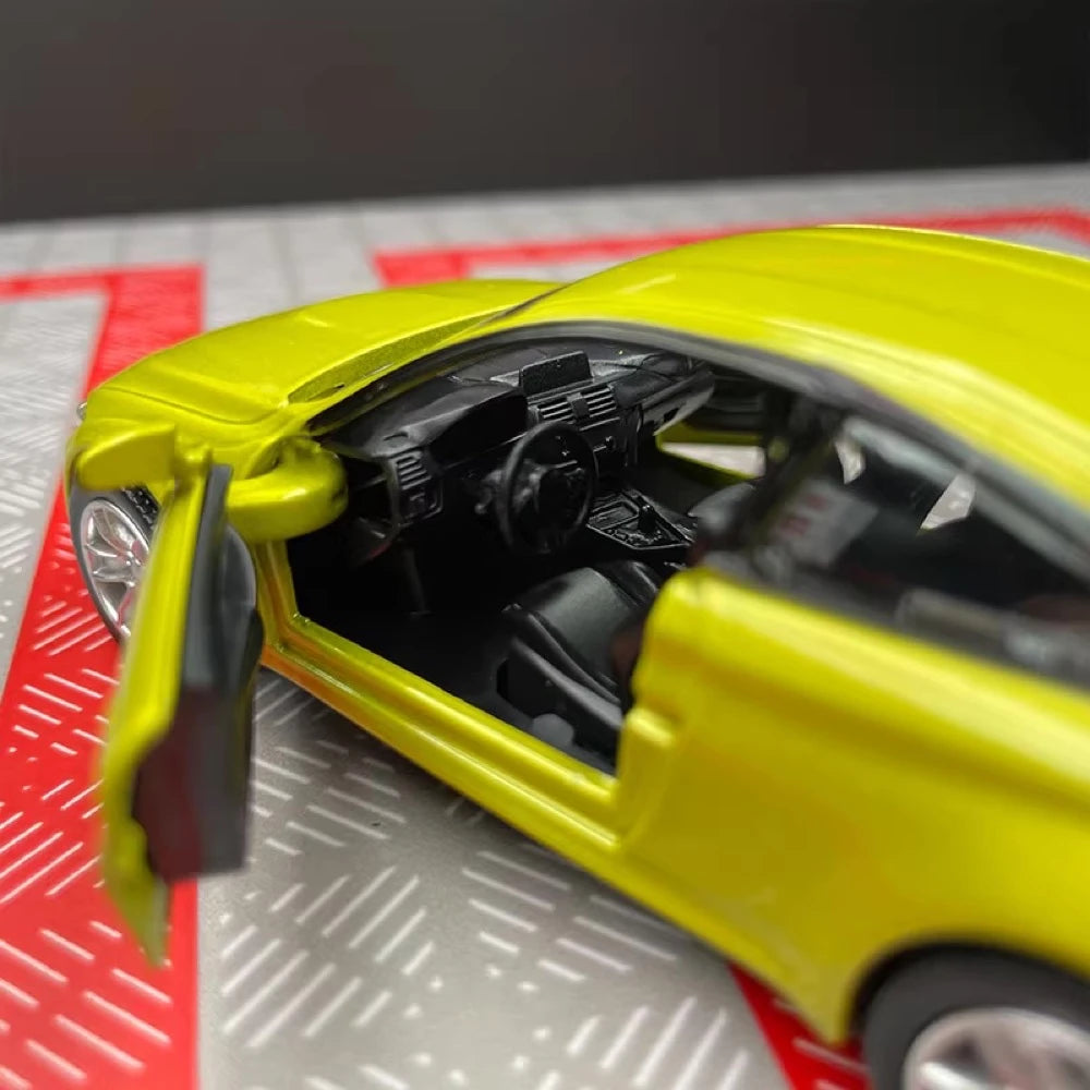 [TOY] 1:36 BMW 2014 F82 M4 Green Model Car Die-Cast