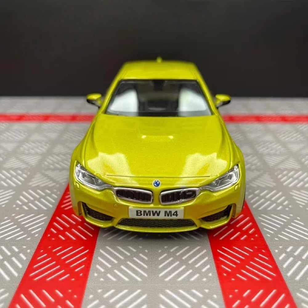 [TOY] 1:36 BMW 2014 F82 M4 Green Model Car Die-Cast