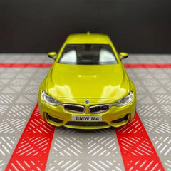 [TOY] 1:36 BMW 2014 F82 M4 Green Model Car Die-Cast