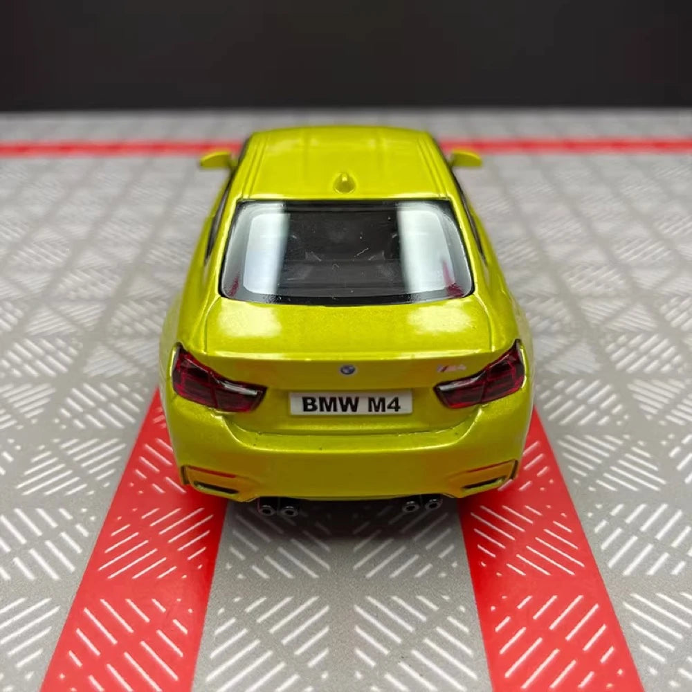 [TOY] 1:36 BMW 2014 F82 M4 Green Model Car Die-Cast