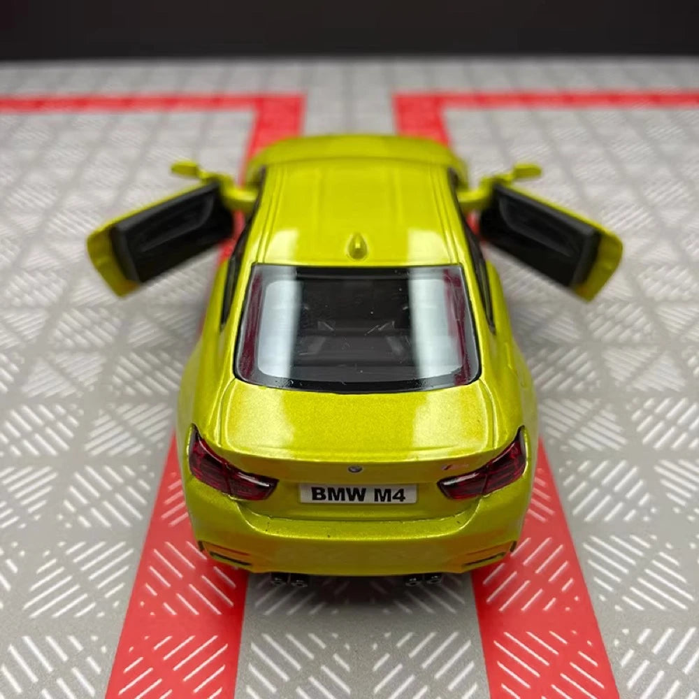 [TOY] 1:36 BMW 2014 F82 M4 Green Model Car Die-Cast
