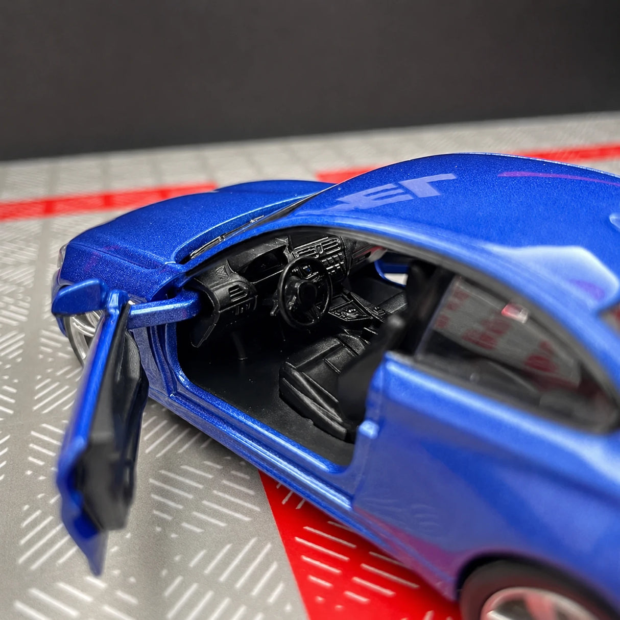 BMW 2016 F87 M2 Blue 1:36 – Modello Pressofuso per esposizione pressofusa