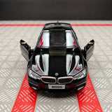BMW 2017 G30 M550i Schwarzer 1:36 – Druckguss-Displaymodell Druckguss
