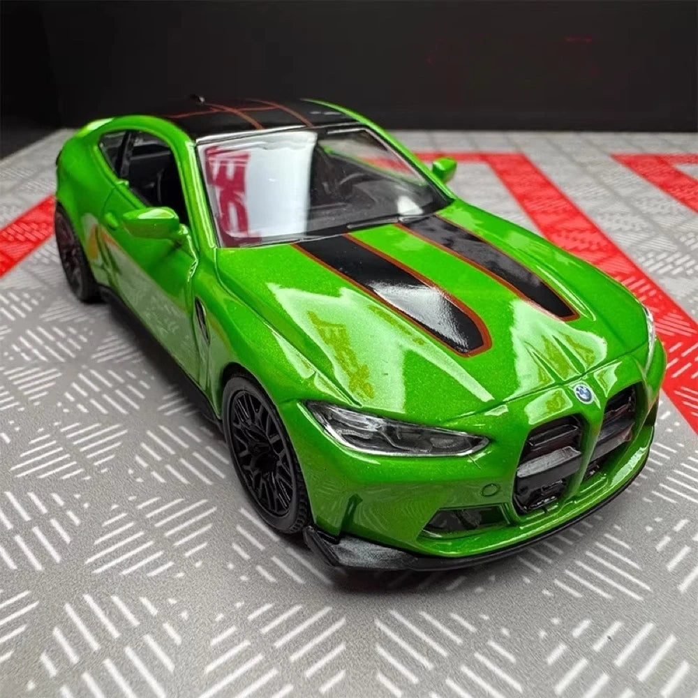 [TOY] 1:36 BMW 2023 G82 M4 CSL Green Model Car Die-Cast