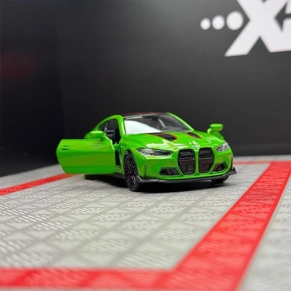 [TOY] 1:36 BMW 2023 G82 M4 CSL Green Model Car Die-Cast