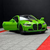 BMW 2023 G82 M4 CSL Green 1:36 – Modelo de exhibición de fundición a presión