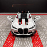 BMW 2023 G82 M4 CSL Weiße 1:36 – Druckguss-Displaymodell in Druckguss