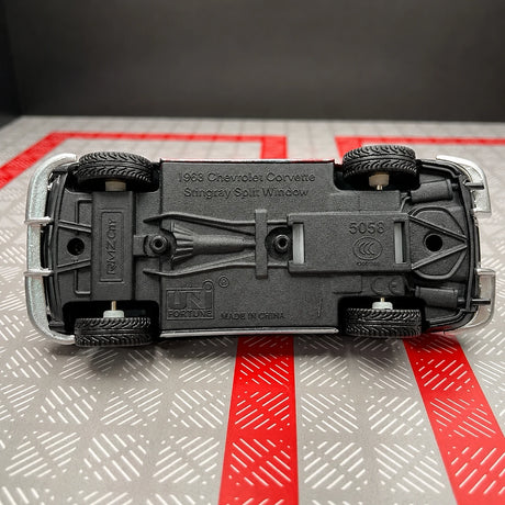 [TOY] 1:36 Chevrolet 1963 Corvette Sting Ray Black Model Car Die-Cast