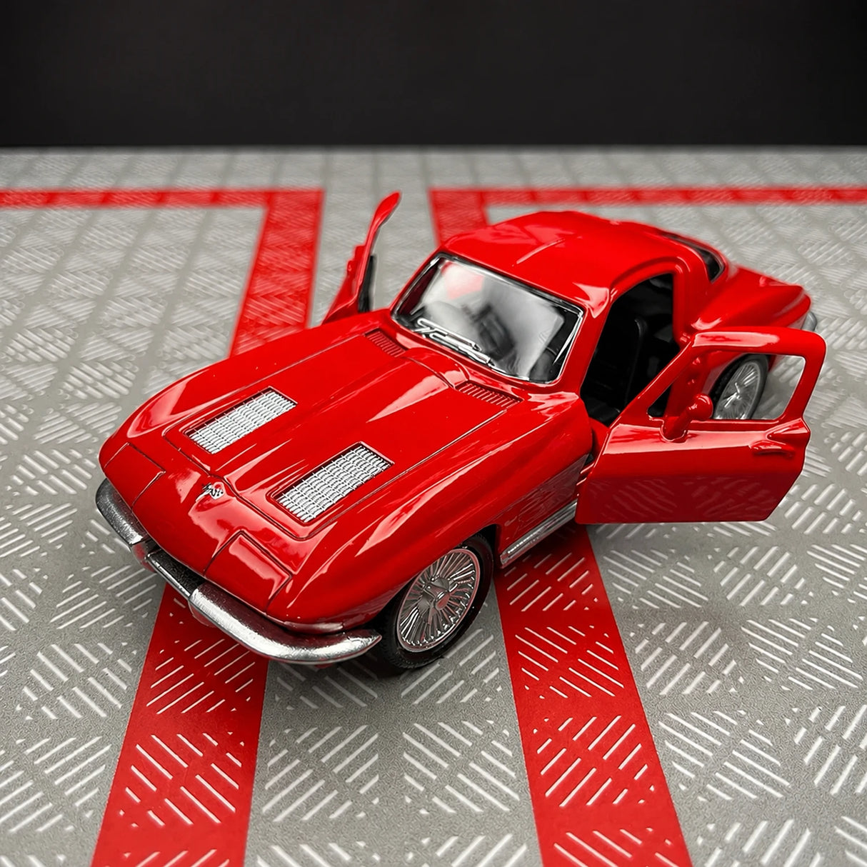 [TOY] 1:36 Chevrolet 1963 Corvette Sting Ray Red Model Car Die-Cast