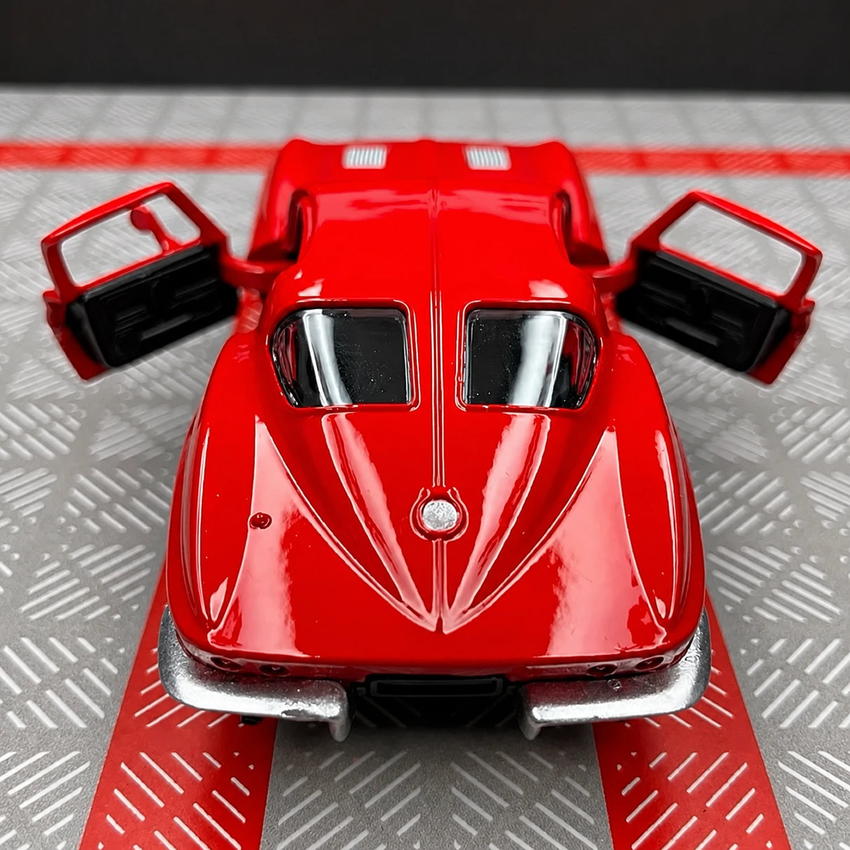 [TOY] 1:36 Chevrolet 1963 Corvette Sting Ray Red Model Car Die-Cast