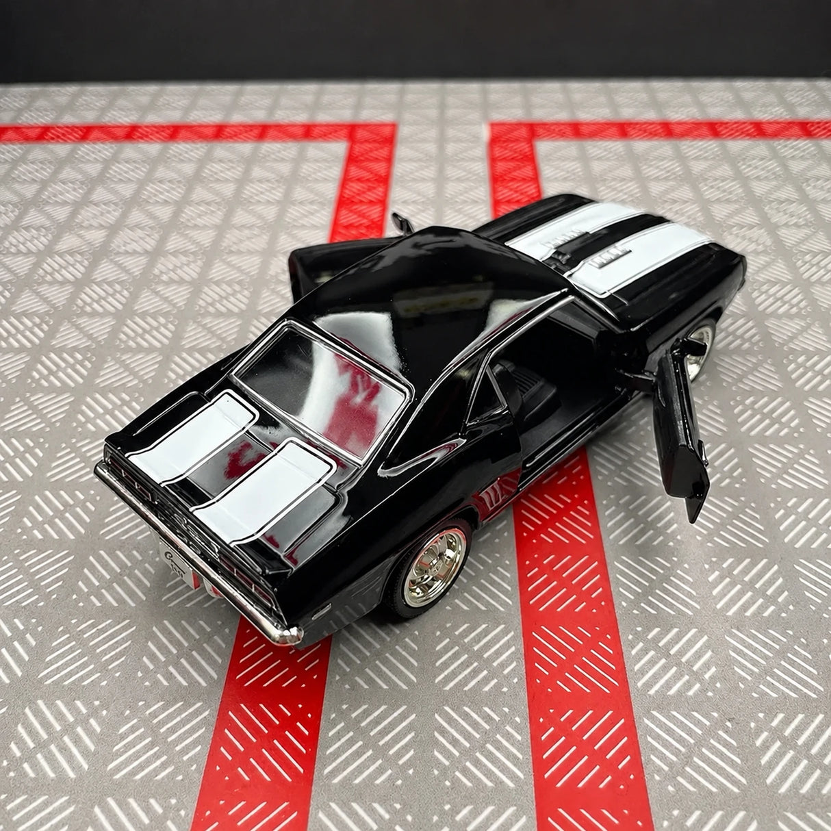 [TOY] 1:36 Chevrolet 1969 Camaro SS Glossy Black Model Car Die-Cast