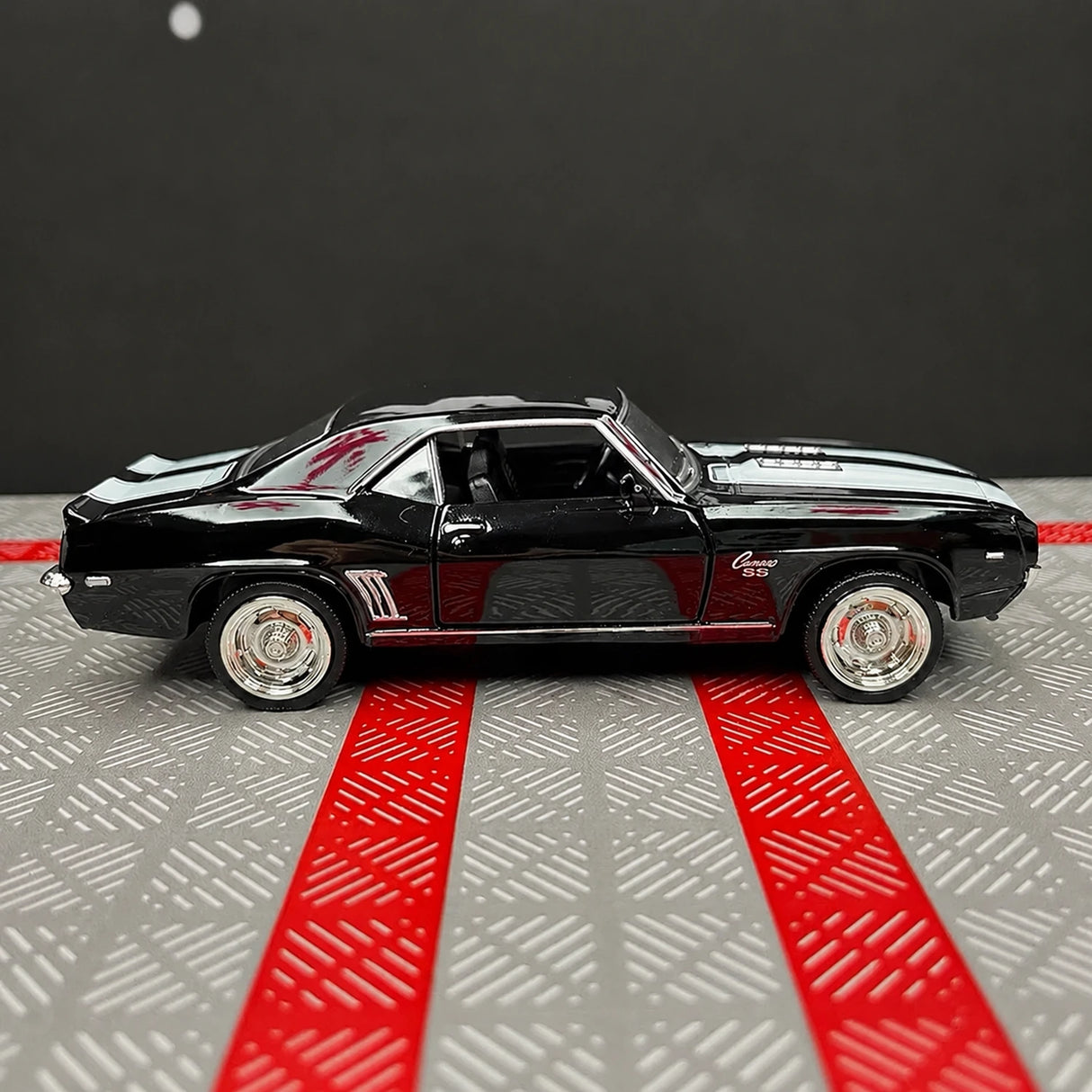 [TOY] 1:36 Chevrolet 1969 Camaro SS Glossy Black Model Car Die-Cast