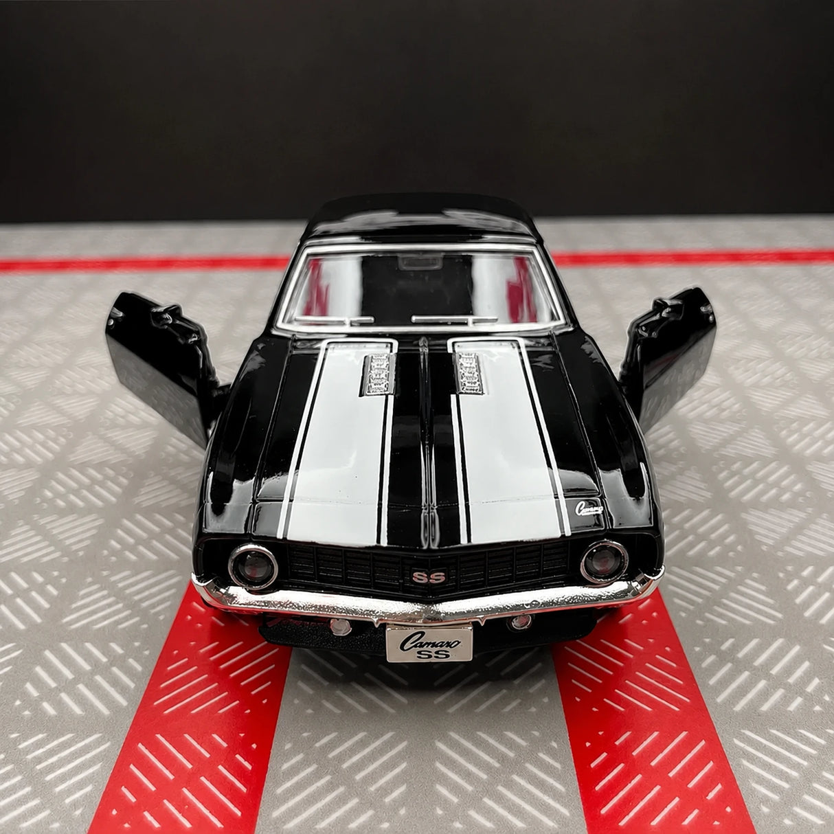 [TOY] 1:36 Chevrolet 1969 Camaro SS Glossy Black Model Car Die-Cast