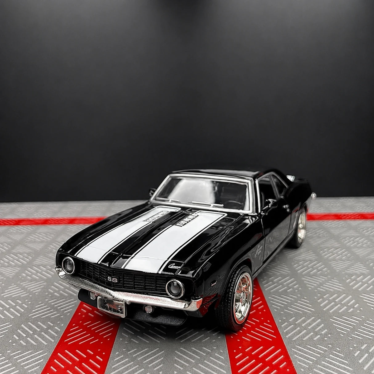 [TOY] 1:36 Chevrolet 1969 Camaro SS Glossy Black Model Car Die-Cast