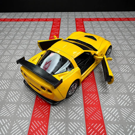 [TOY] 1:36 Chevrolet 2005 Corvette C6-R Yellow Model Car Die-Cast