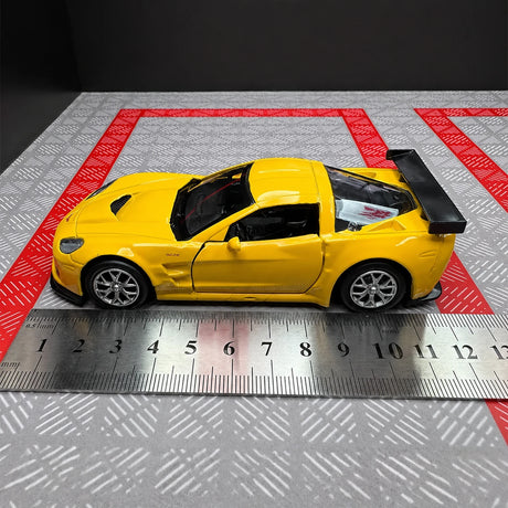 [TOY] 1:36 Chevrolet 2005 Corvette C6-R Yellow Model Car Die-Cast
