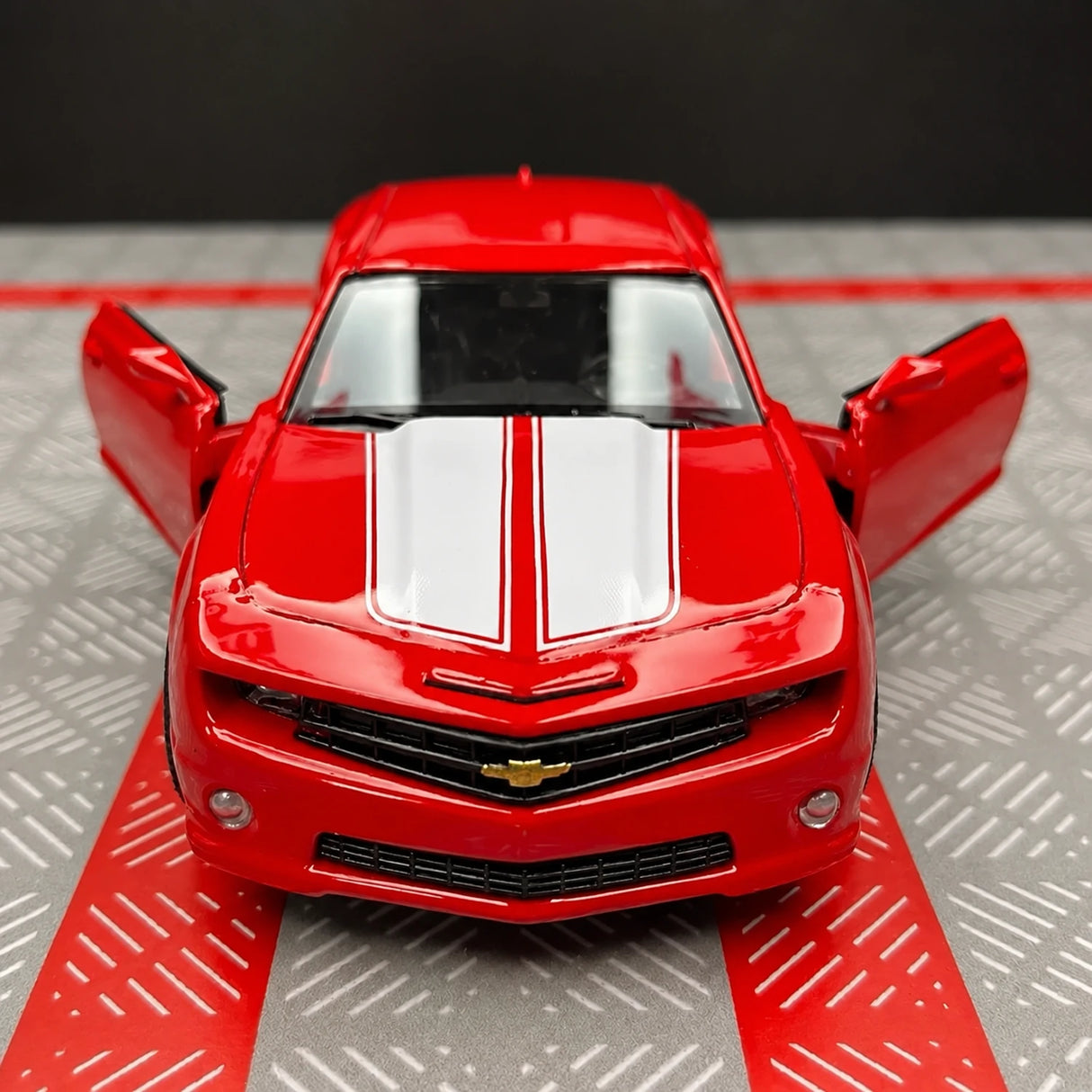 [TOY] 1:36 Chevrolet 2010 Camaro Red Model Car Die-Cast