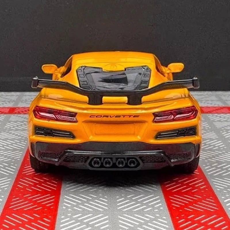 [TOY] 1:36 Chevrolet 2023 Corvette Z06 Orange Model Car Die-Cast