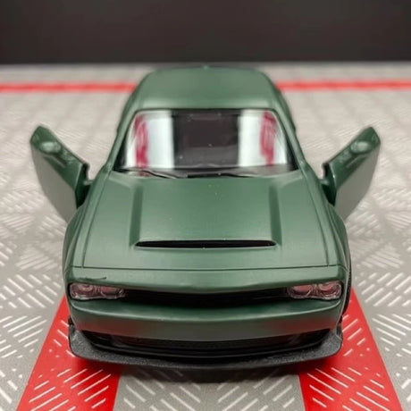 [TOY] 1:36 Dodge 2018 Challenger SRT Demon Green Model Car Die-Cast