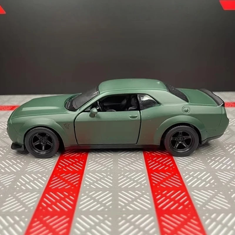 [TOY] 1:36 Dodge 2018 Challenger SRT Demon Green Model Car Die-Cast