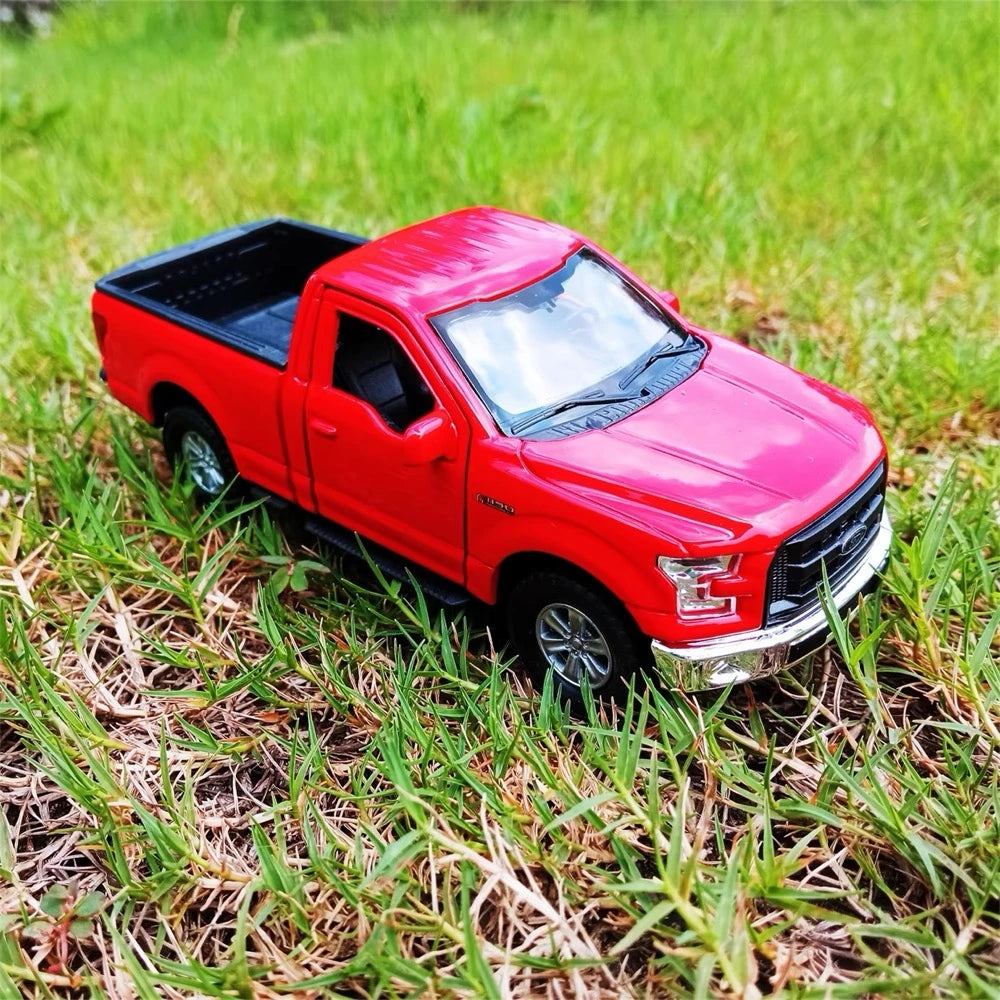 [TOY] 1:36 Ford 2015 F-150 Red Model Car Die-Cast