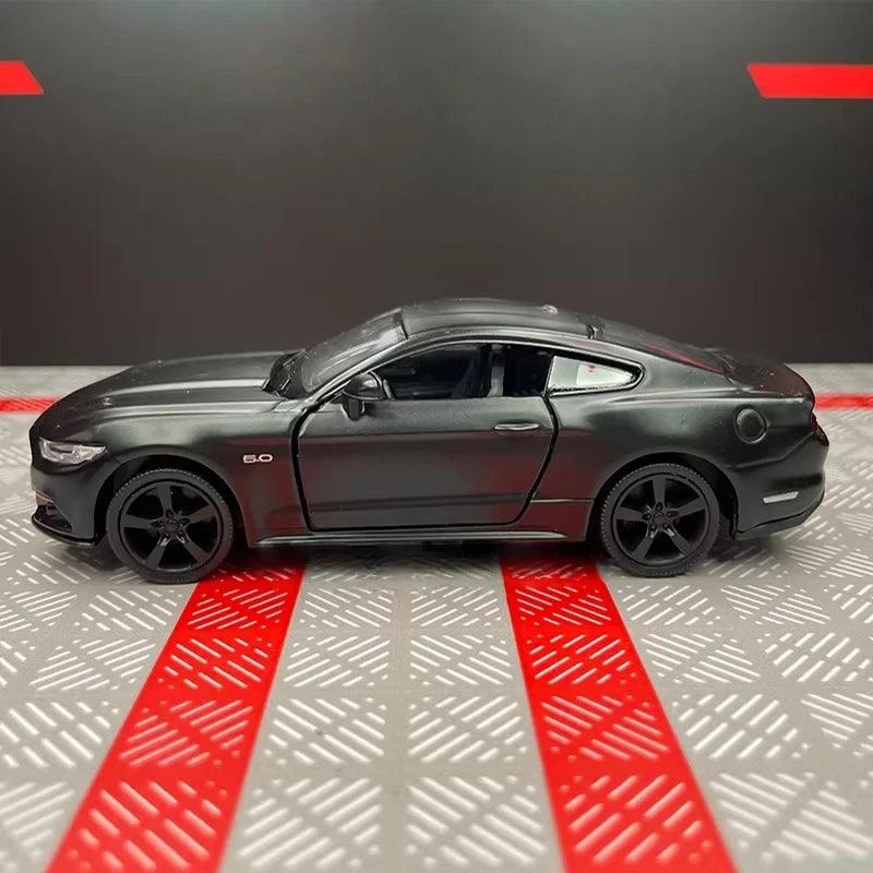[TOY] 1:36 Ford 2015 Mustang Black Model Car Die-Cast