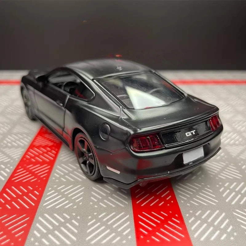 [TOY] 1:36 Ford 2015 Mustang Black Model Car Die-Cast