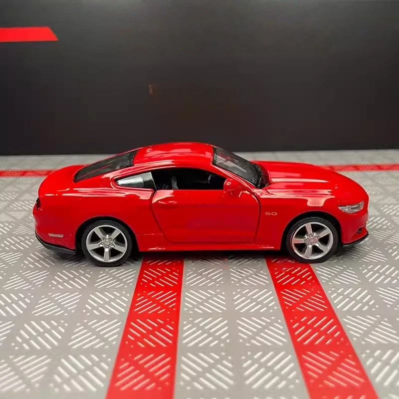 [TOY] 1:36 Ford 2015 Mustang Red Model Car Die-Cast