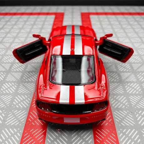 [TOY] 1:36 Ford 2015 Mustang Red Stripe Model Car Die-Cast