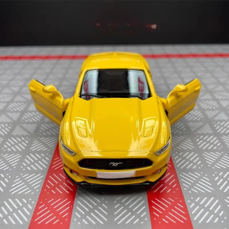 [TOY] 1:36 Ford 2015 Mustang Yellow Model Car Die-Cast