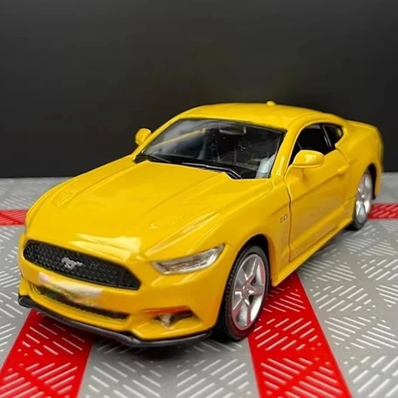 [TOY] 1:36 Ford 2015 Mustang Yellow Model Car Die-Cast