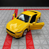 [TOY] 1:36 Ford 2015 Mustang Yellow Model Car Die-Cast