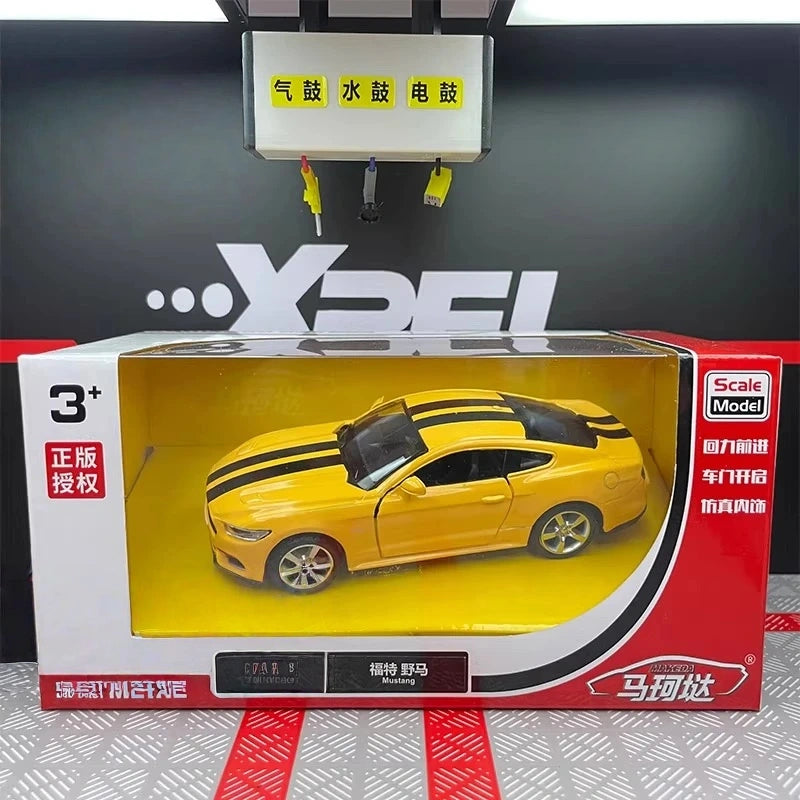 [TOY] 1:36 Ford 2015 Mustang Yellow Stripe Model Car Die-Cast