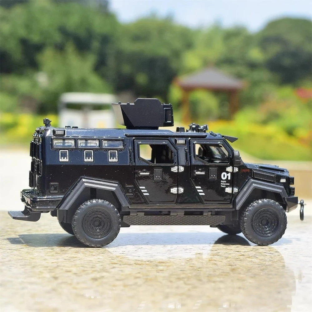 [TOY] 1:36 Ford 2016 F-550 Sabertooth Armored Vehicle Model Car Die-Cast