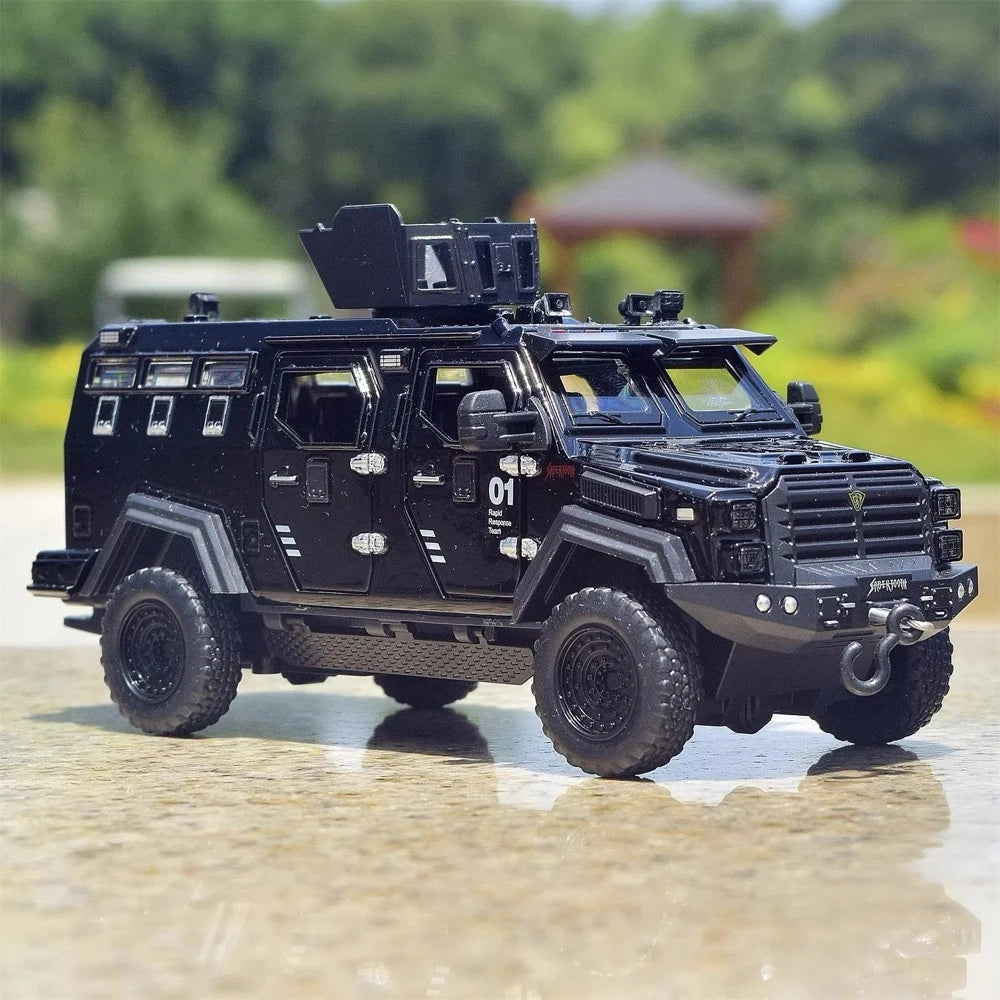 [TOY] 1:36 Ford 2016 F-550 Sabertooth Armored Vehicle Model Car Die-Cast