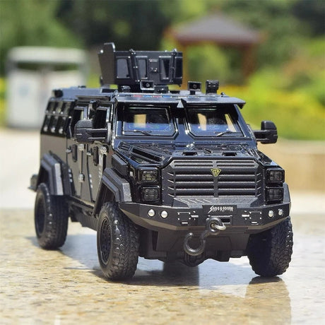 [TOY] 1:36 Ford 2016 F-550 Sabertooth Armored Vehicle Model Car Die-Cast