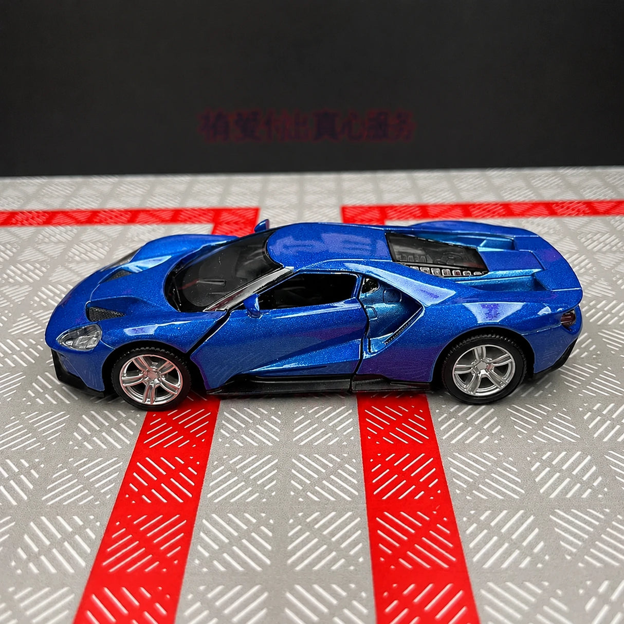 [TOY] 1:36 Ford 2017 GT Blue Model Car Die-Cast
