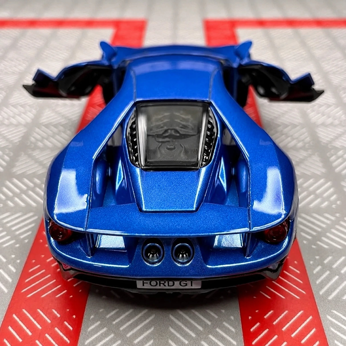 [TOY] 1:36 Ford 2017 GT Blue Model Car Die-Cast