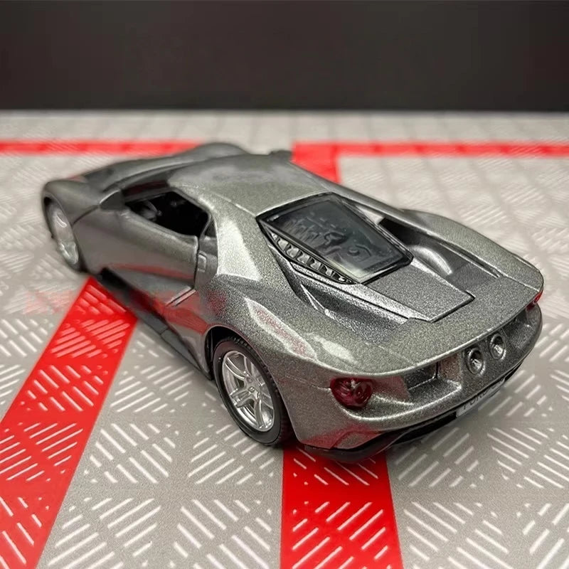 [TOY] 1:36 Ford 2017 GT Gray Model Car Die-Cast