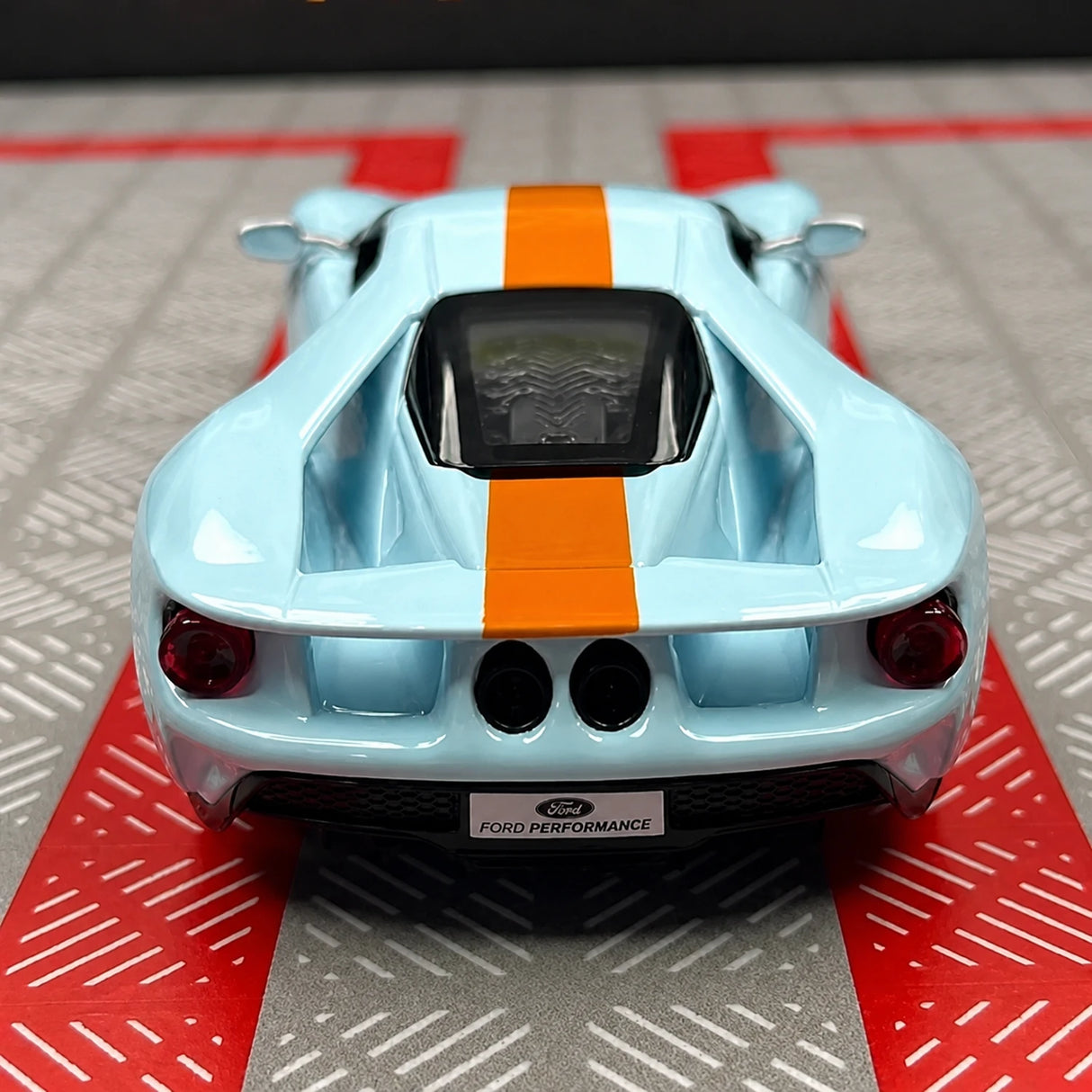 Ford 2017 GT Gulf 1:36 – Diecast Display Model Die-Cast