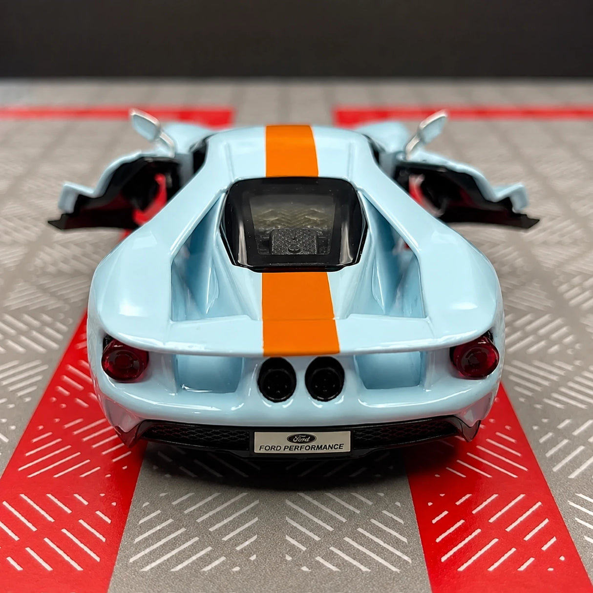 Ford 2017 GT Gulf 1:36 – Diecast Display Model Die-Cast