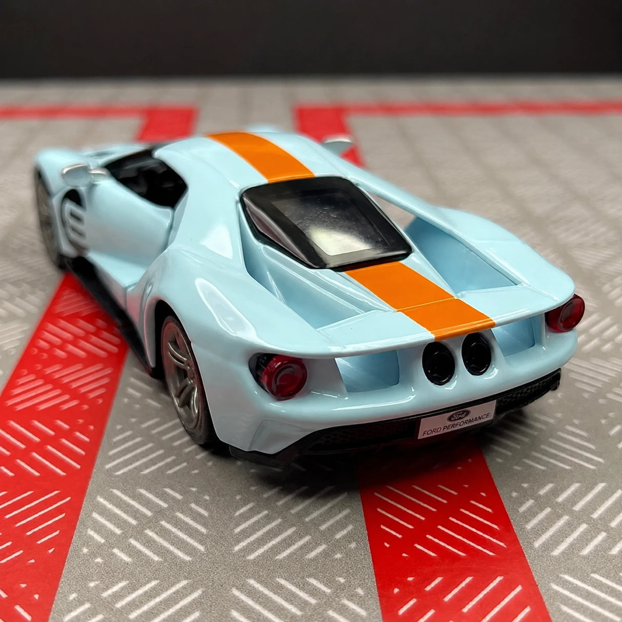 Ford 2017 GT Gulf 1:36 – Diecast Display Model Die-Cast