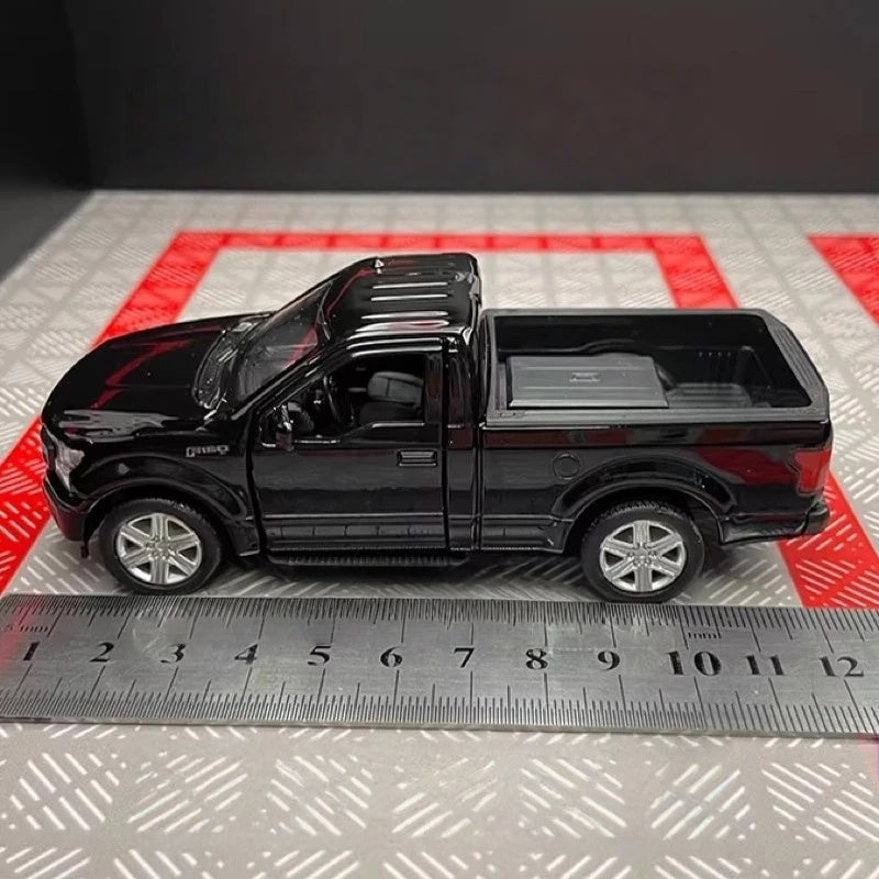 [TOY] 1:36 Ford 2018 F150 Glossy Black Model Car Die-Cast