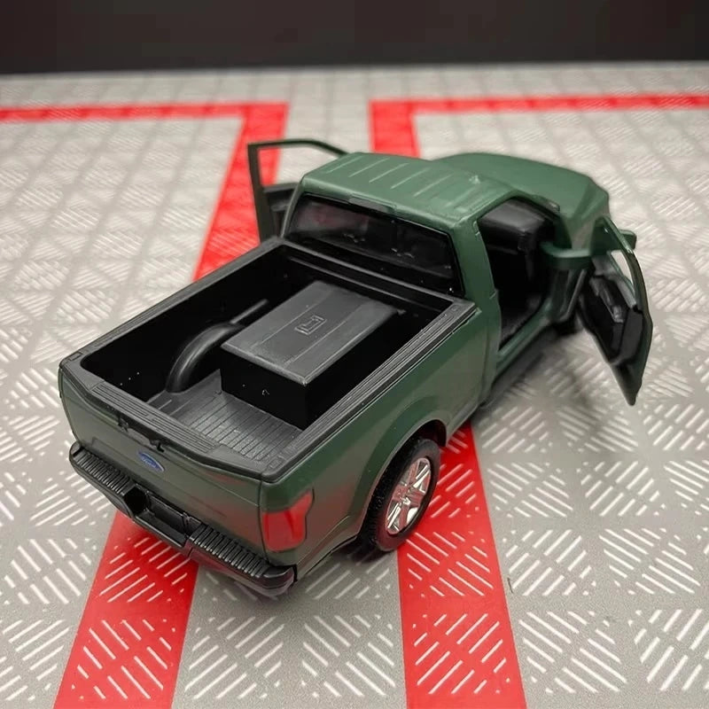 [TOY] 1:36 Ford 2018 F150 Green Model Car Die-Cast