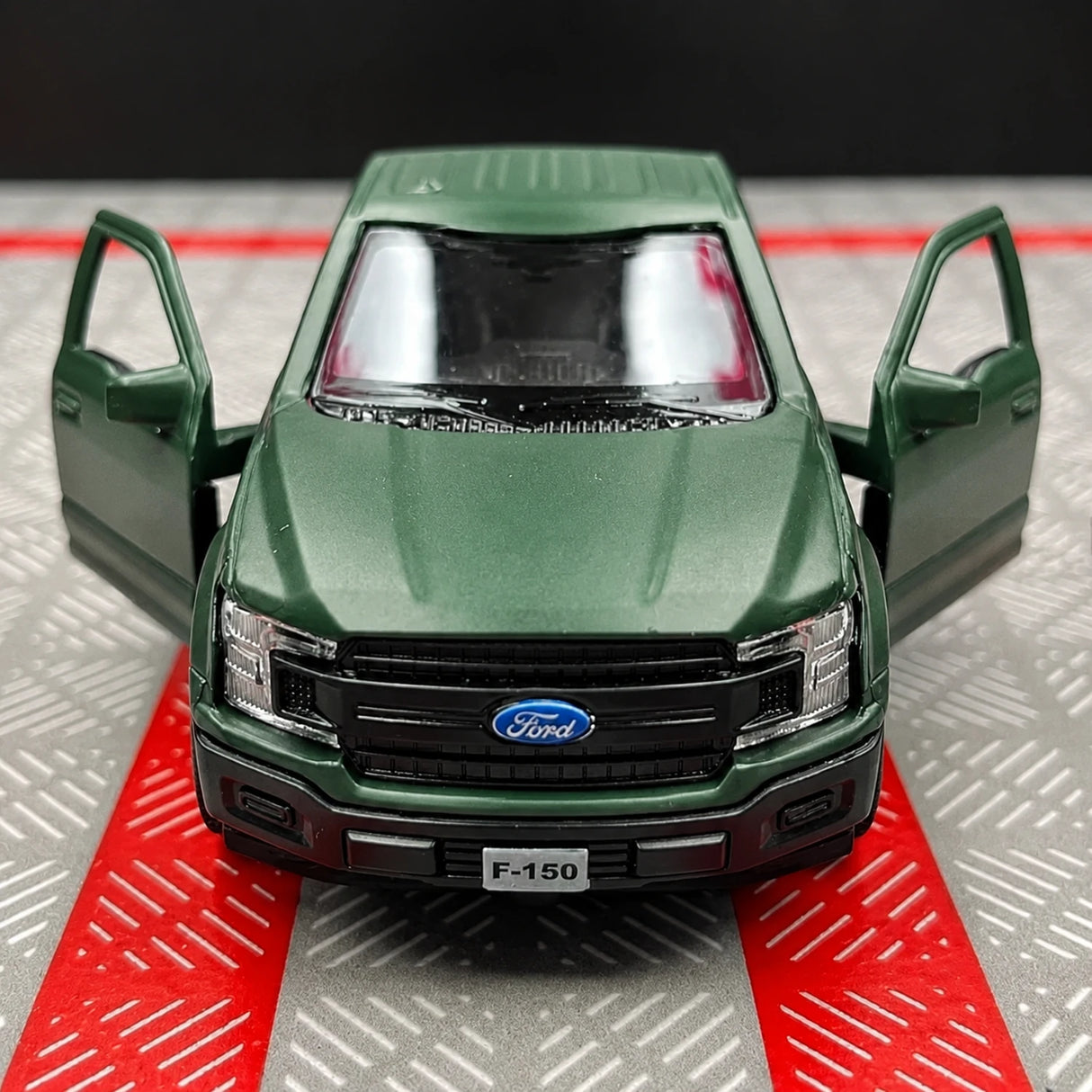 Ford 2018 F150 Green 1:36 – Diecast Display Model Die-Cast