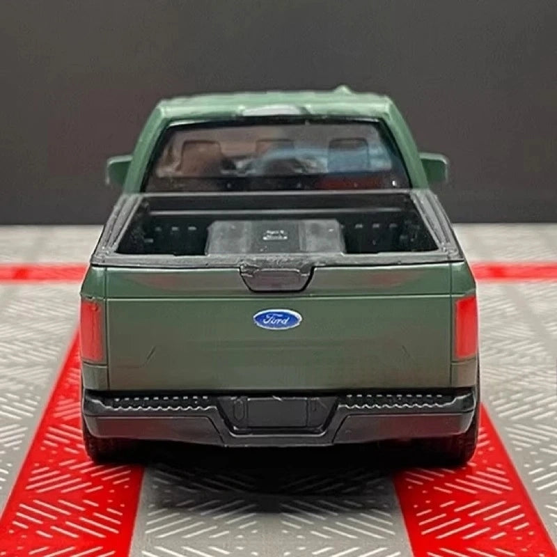 [TOY] 1:36 Ford 2018 F150 Green Model Car Die-Cast