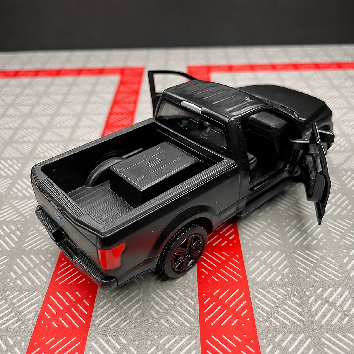 [TOY] 1:36 Ford 2018 F150 Matte Black Model Car Die-Cast